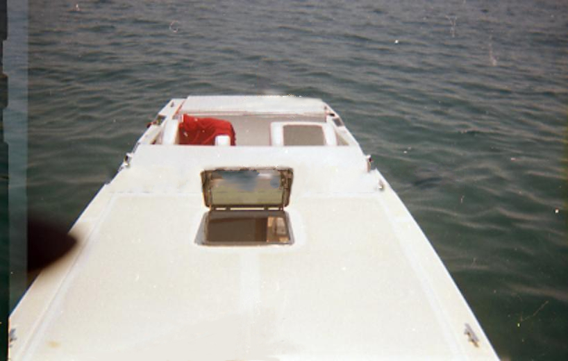 One troy 1980chris craft stingerexcalibur 310 stinger 312 sl One troy 1980chris craft stingerexcalibur 310 stinger 312 sl